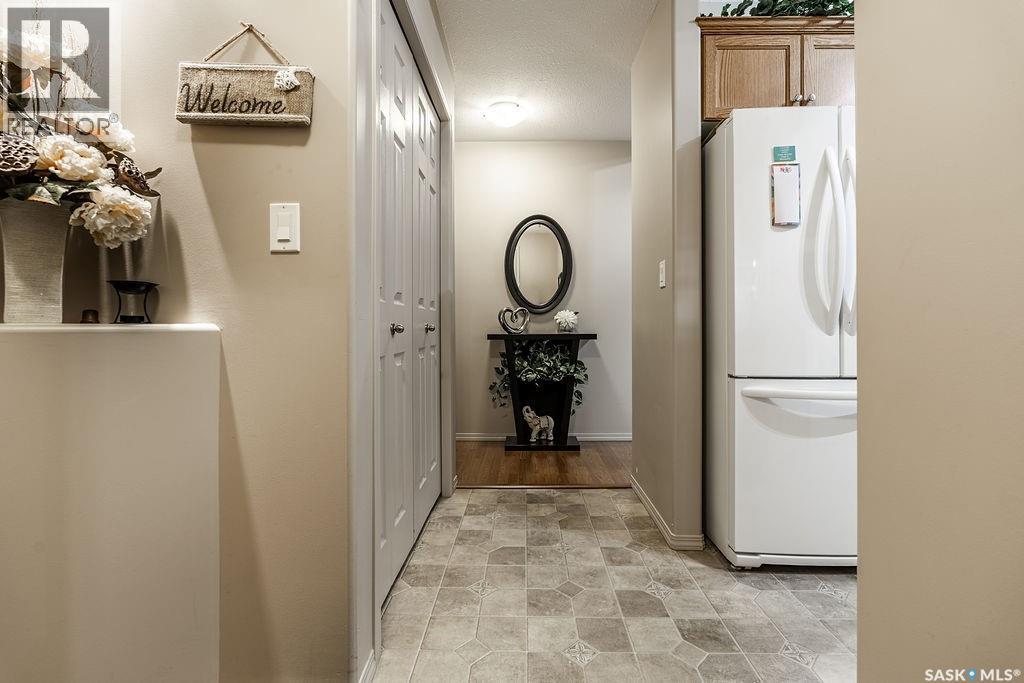 214 928 Heritage View, Saskatoon, Saskatchewan  S7H 5T7 - Photo 3 - SK047267