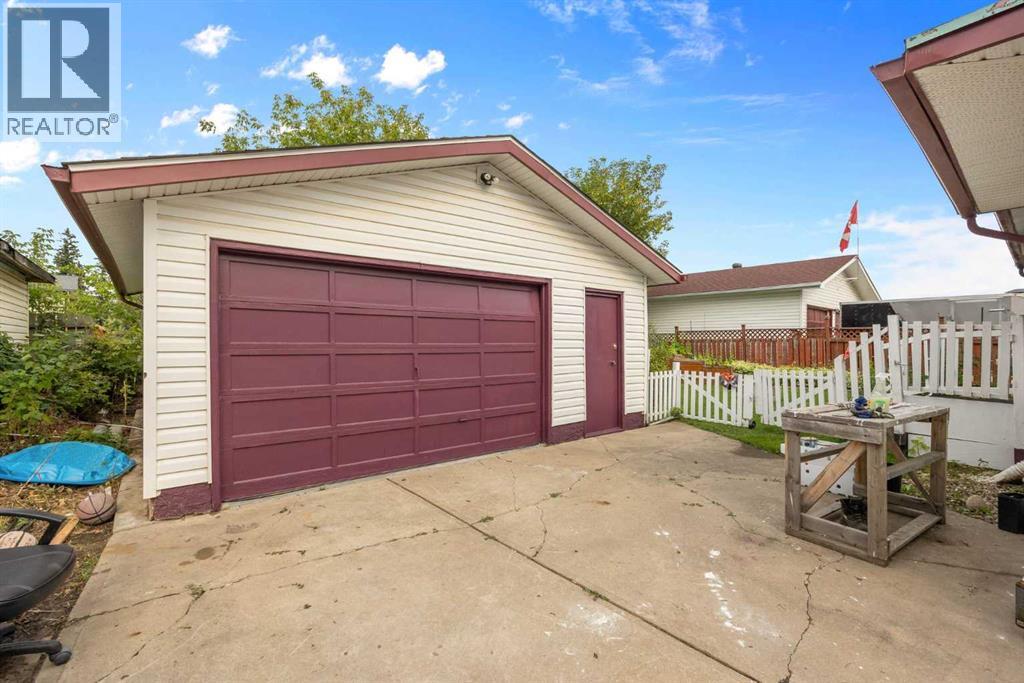 34 Biggs Avenue, Fort Mcmurray, Alberta  T9H 1M1 - Photo 21 - A2341911