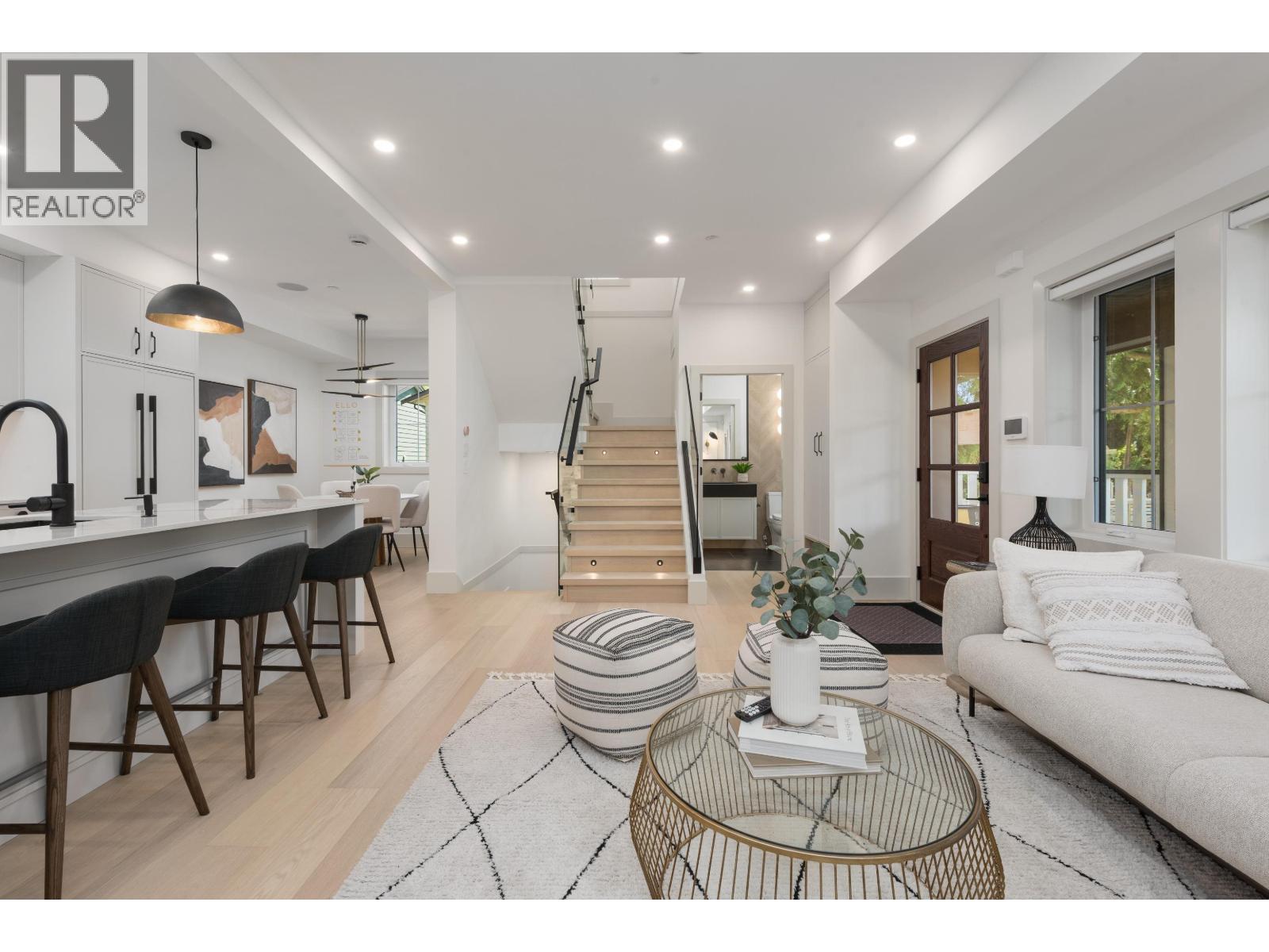1 375 E 33RD AVENUE, vancouver, British Columbia