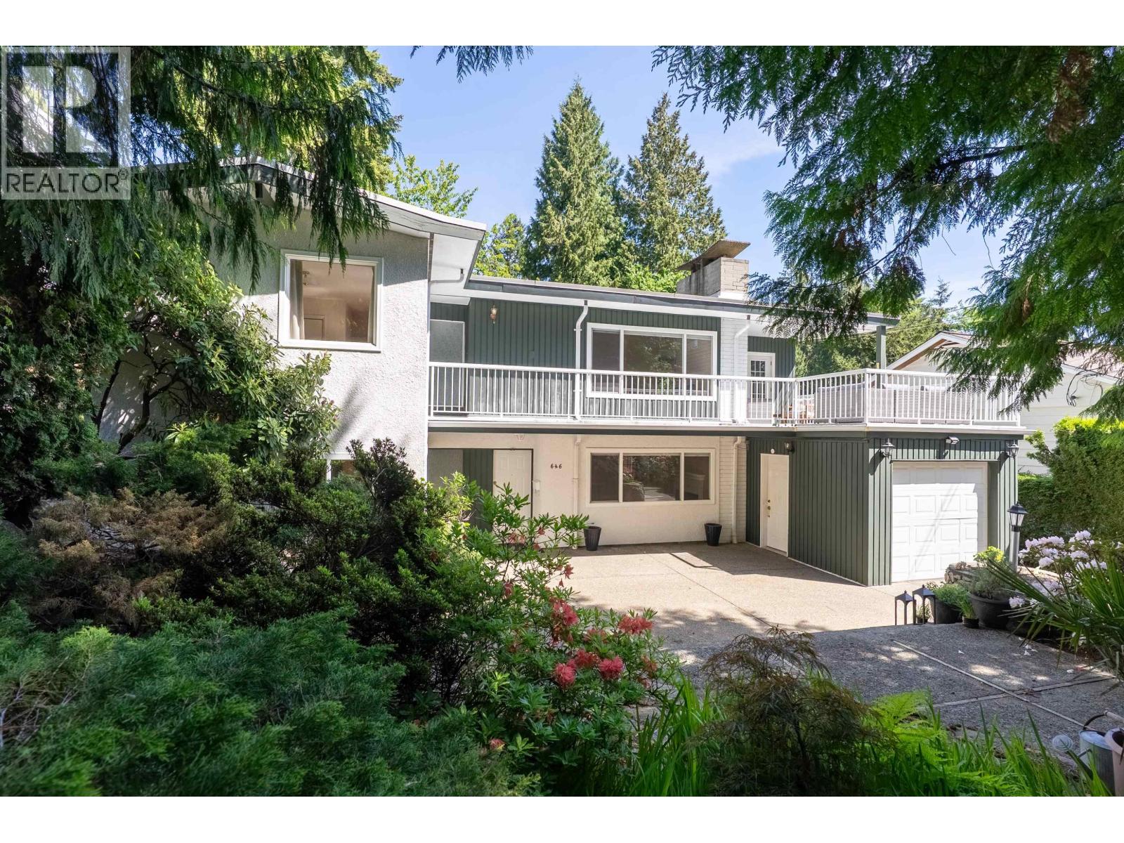 646 E WINDSOR ROAD, north vancouver, British Columbia