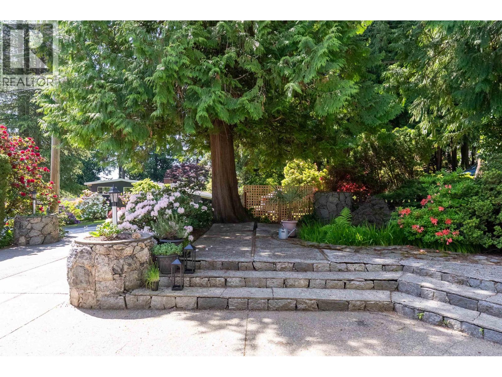 646 E Windsor Road, North Vancouver, British Columbia  V7N 1K7 - Photo 15 - R3160692