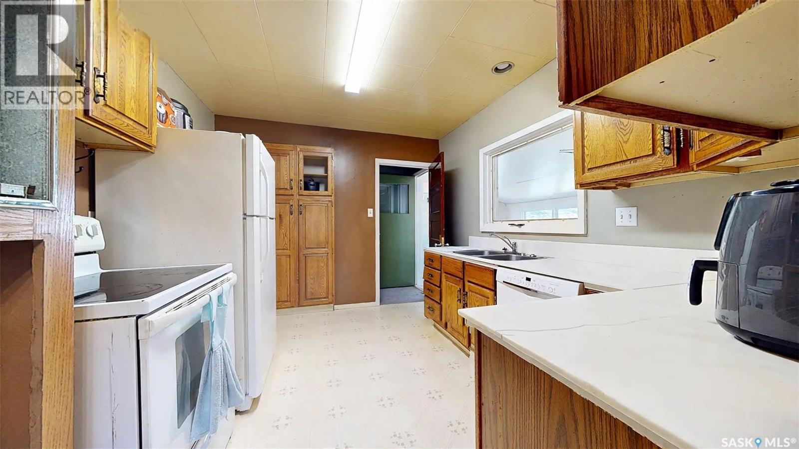 311 Pottery Street, Eastend, Saskatchewan  S0N 0T0 - Photo 13 - SK047234