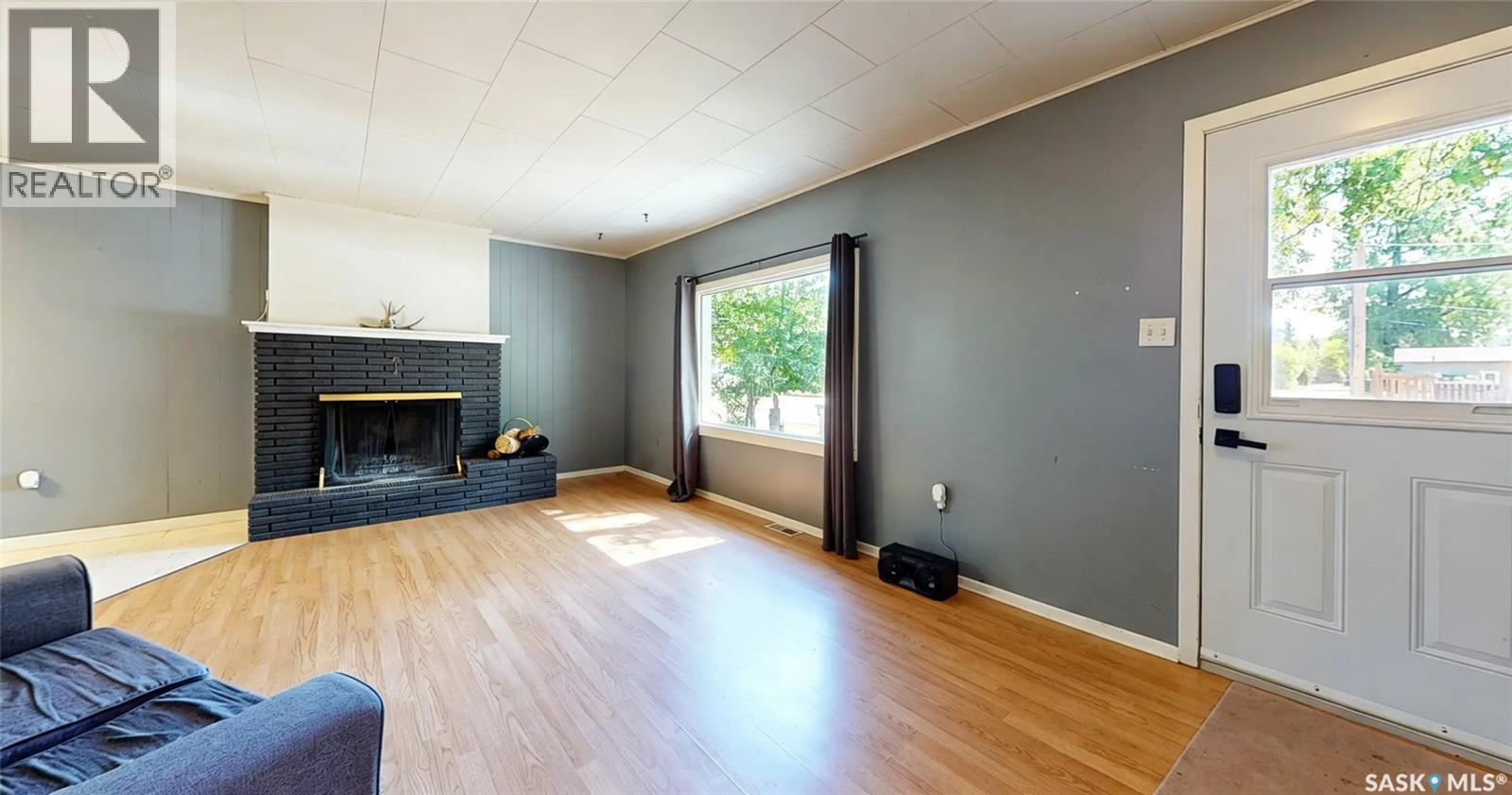 311 Pottery Street, Eastend, Saskatchewan  S0N 0T0 - Photo 4 - SK047234