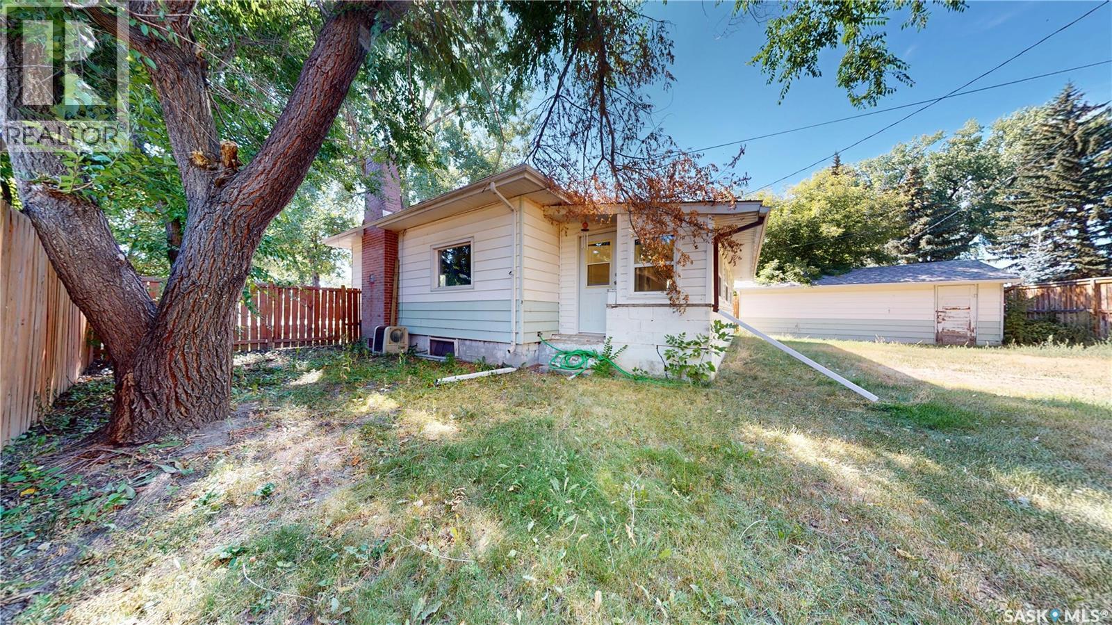 311 Pottery Street, Eastend, Saskatchewan  S0N 0T0 - Photo 46 - SK047234