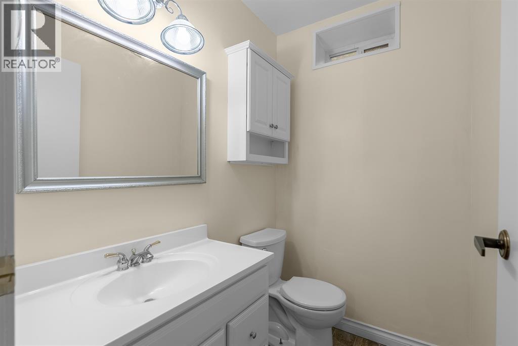 646 E Windsor Road, North Vancouver, British Columbia V7N 1K7 - Photo 26 - R3160692