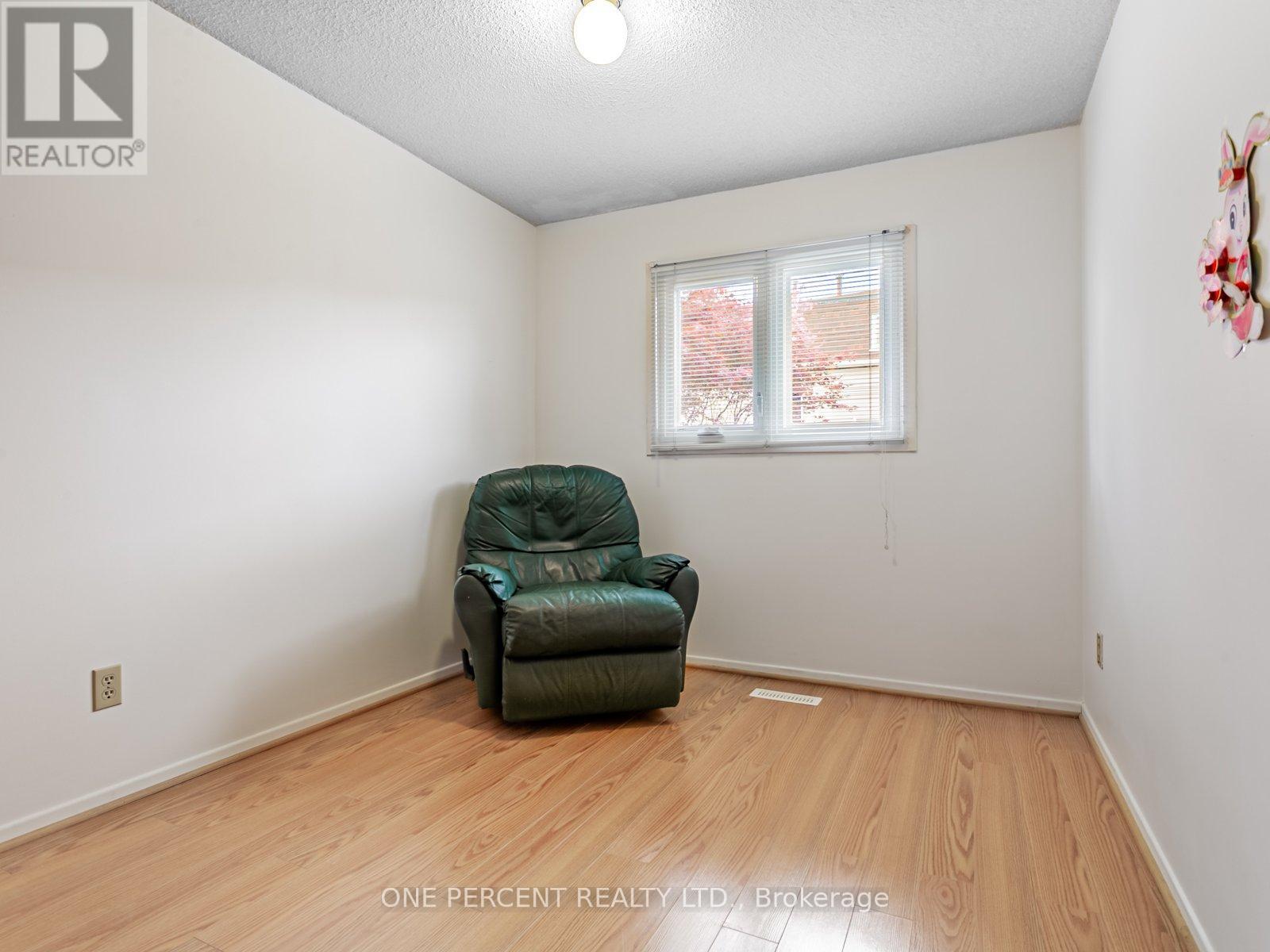 45 West Burton Court, Toronto, Ontario  M1S 4P7 - Photo 14 - E13734640