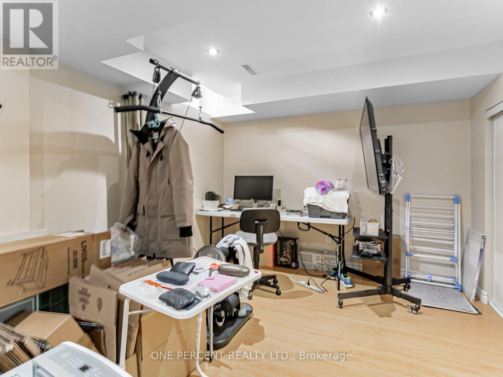 45 West Burton Court, Toronto, Ontario  M1S 4P7 - Photo 16 - E13734640