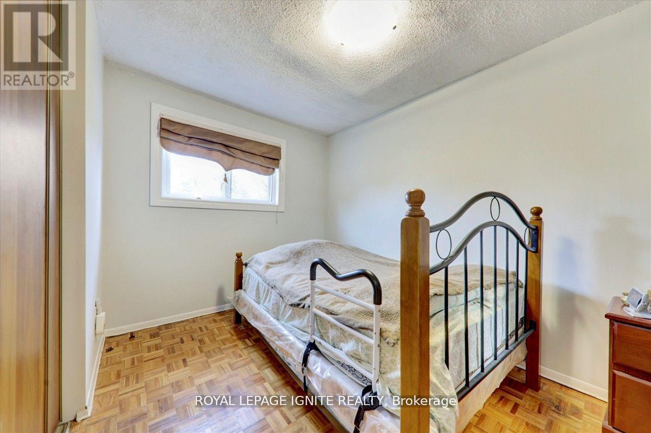 9 Pilkey Crescent, Toronto, Ontario  M1B 2A8 - Photo 10 - E13734662