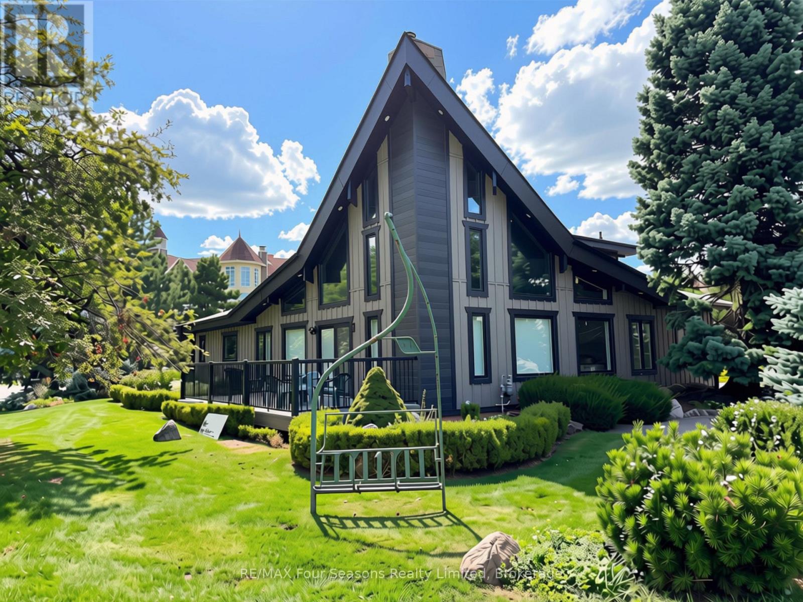 172 CARMICHAEL CRESCENT, Blue Mountains, Ontario