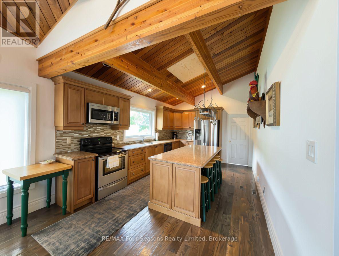172 Carmichael Crescent, Blue Mountains, Ontario  L9Y 0R3 - Photo 12 - X13734682