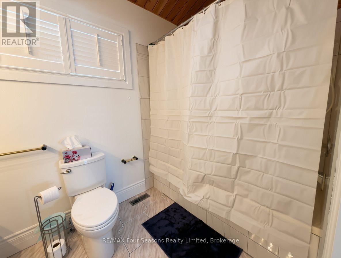 172 Carmichael Crescent, Blue Mountains, Ontario  L9Y 0R3 - Photo 35 - X13734682