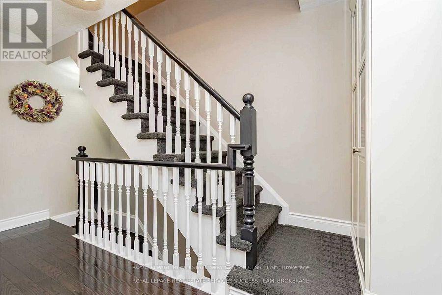 3057 Drumloch Avenue, Oakville, Ontario  L6M 5H7 - Photo 15 - W13734646