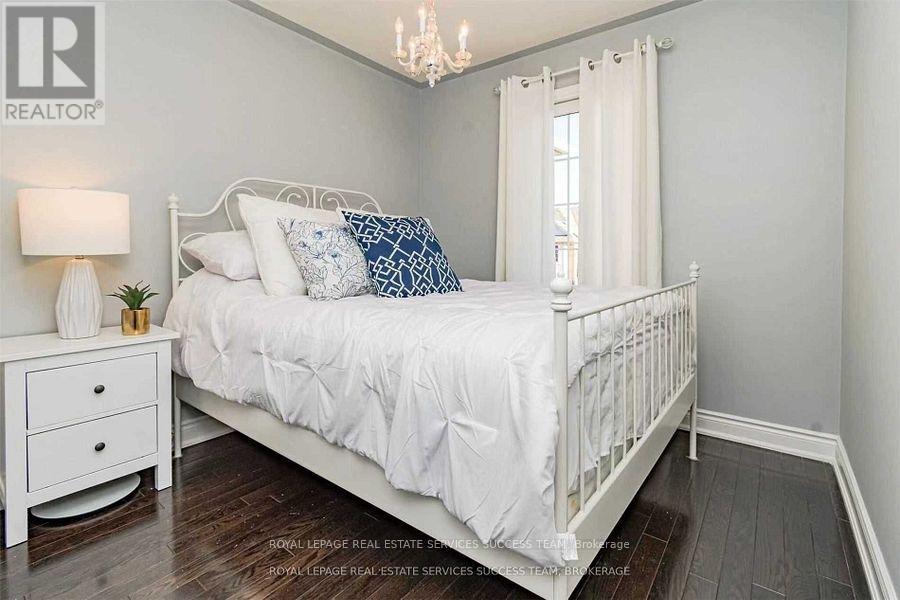 3057 Drumloch Avenue, Oakville, Ontario  L6M 5H7 - Photo 16 - W13734646