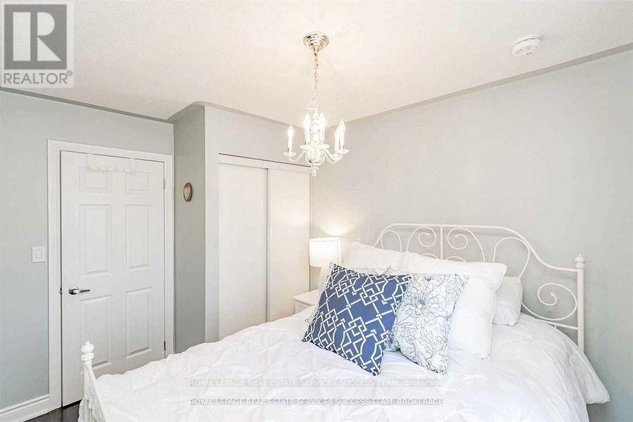 3057 Drumloch Avenue, Oakville, Ontario  L6M 5H7 - Photo 17 - W13734646