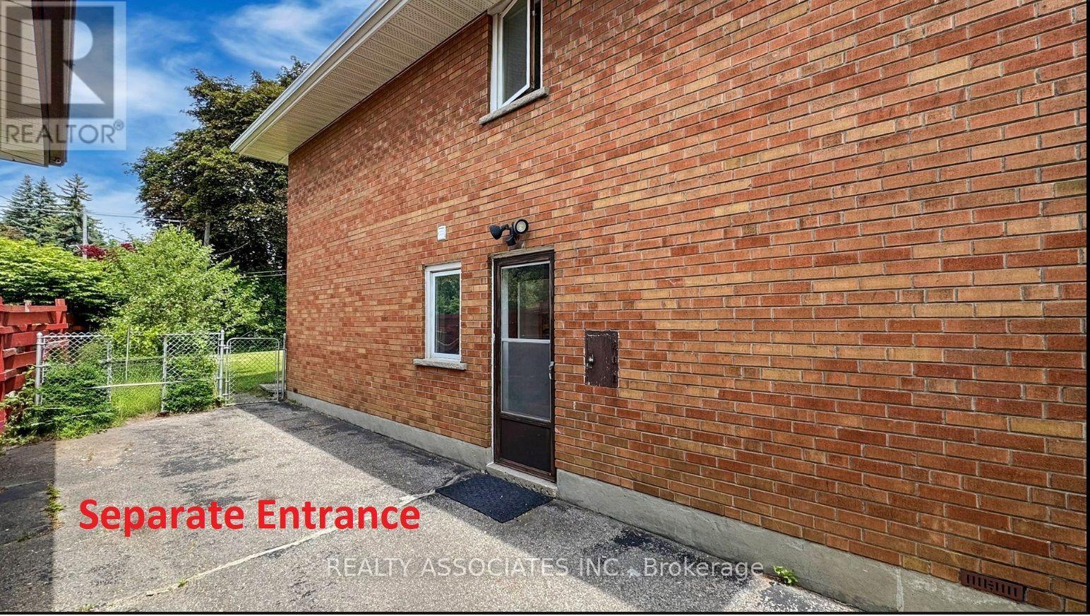 Lower - 60 Beacham Crescent, Toronto, Ontario  M1T 1N1 - Photo 10 - E13731600