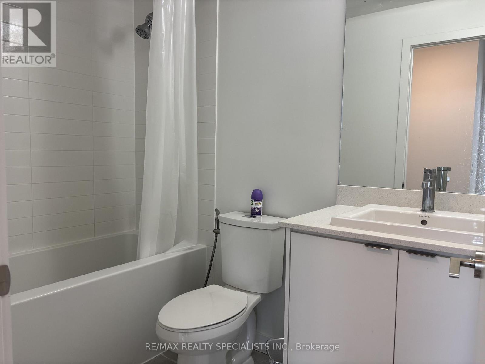 1805 - 55 Duke Street W, Kitchener, Ontario  N2H 0B4 - Photo 17 - X13734636