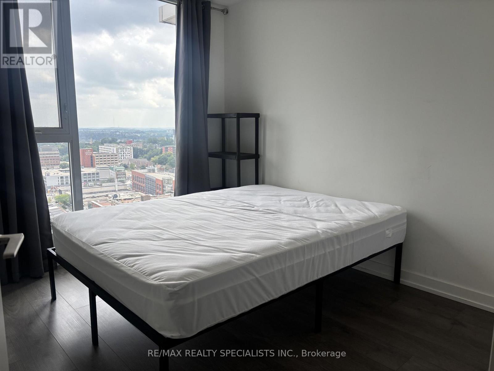 1805 - 55 Duke Street W, Kitchener, Ontario  N2H 0B4 - Photo 18 - X13734636