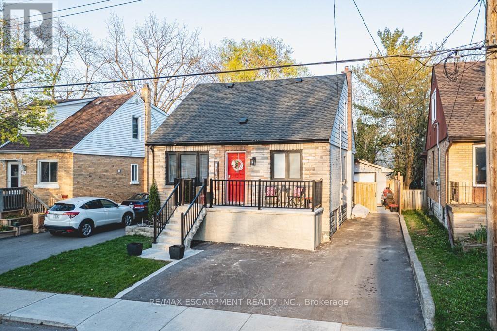 B - 73 WEST 3RD STREET, Hamilton, Ontario