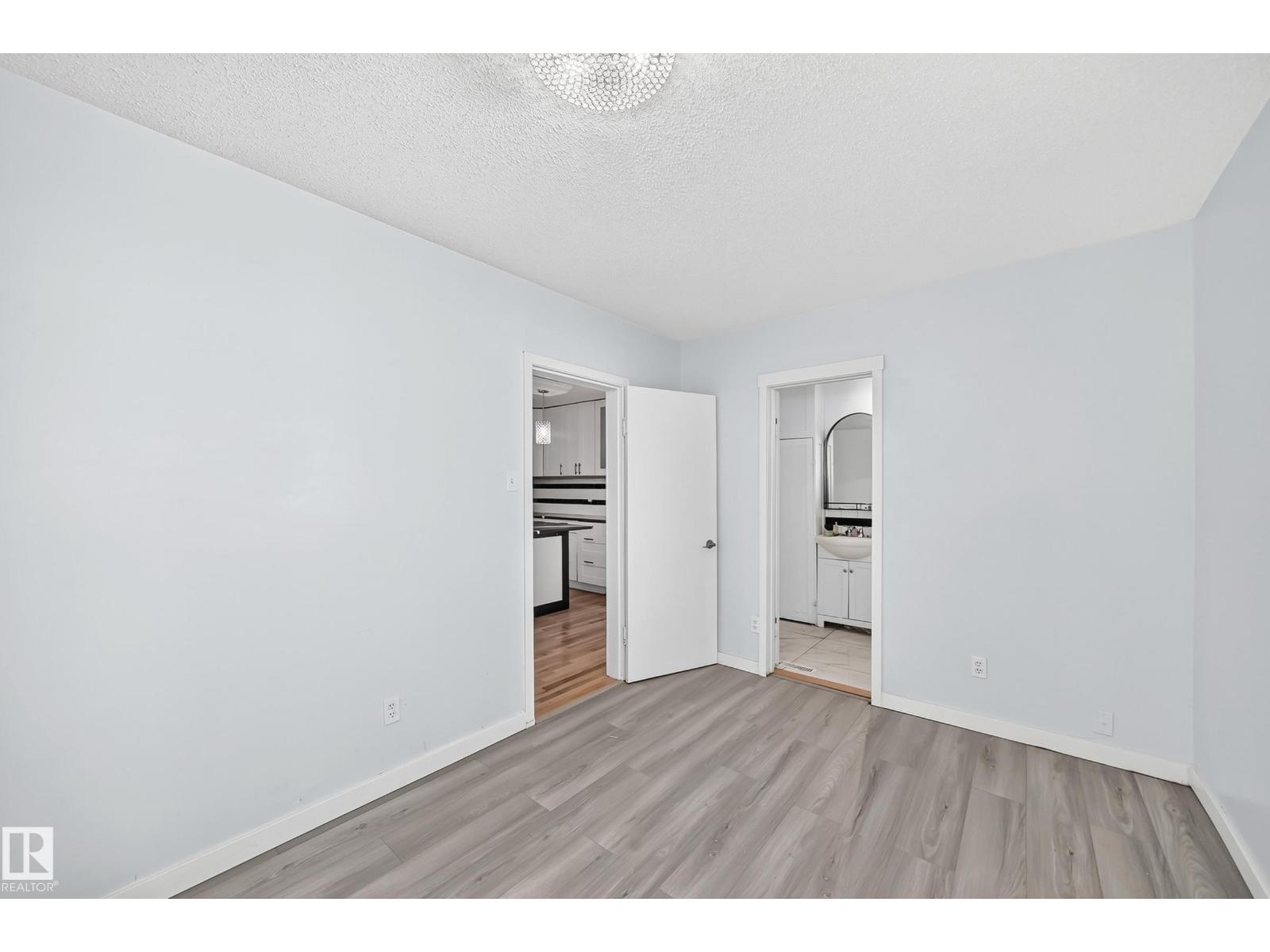 Unknown Address, ,    - Photo 20 - E4506552