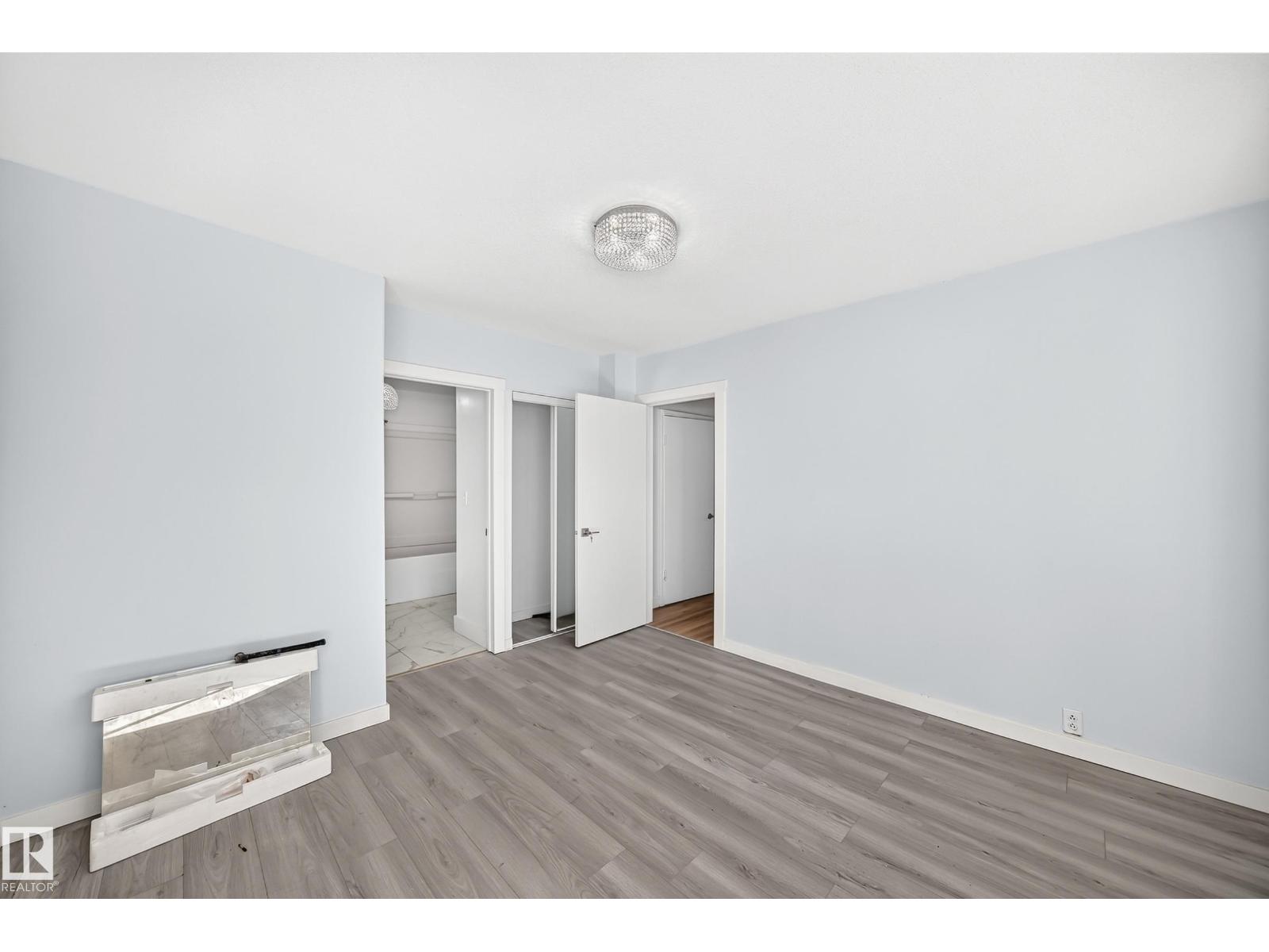 Unknown Address, ,    - Photo 16 - E4506552