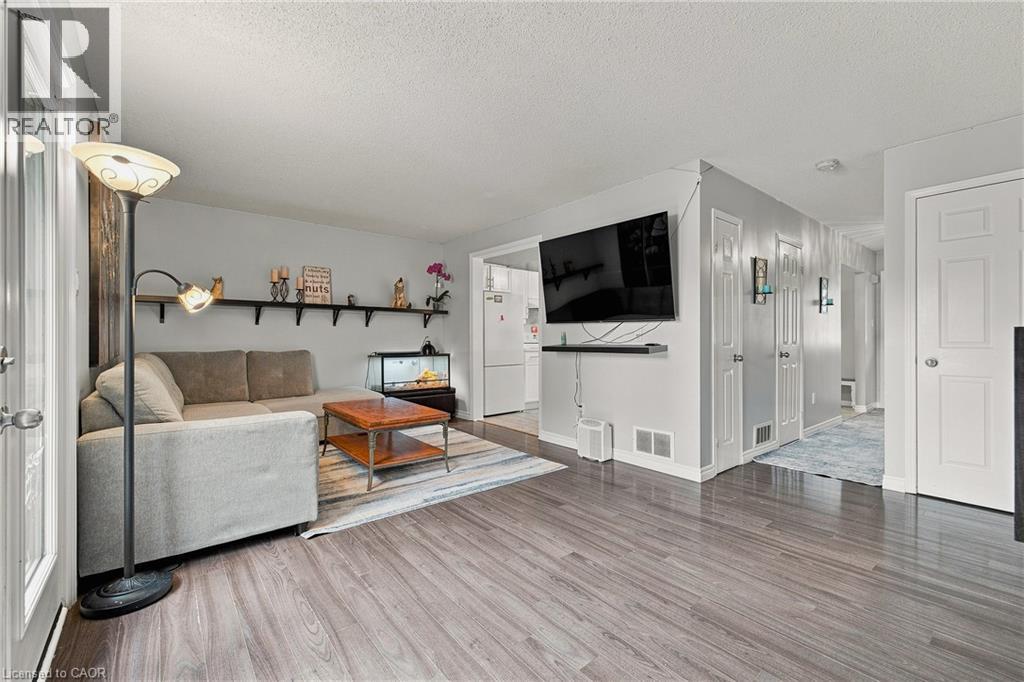 235 Saginaw Parkway Unit# 18, Cambridge, Ontario  N1T 1X4 - Photo 15 - 40859327