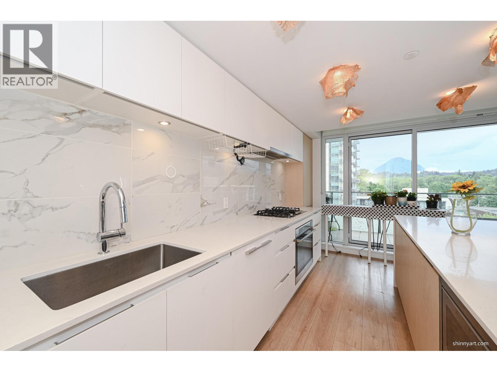 606 1500 Fern Street, North Vancouver, British Columbia  V7J 0E6 - Photo 6 - R3160567