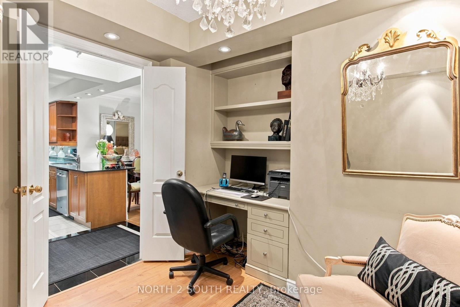 116 - 38 William Carson Crescent, Toronto, Ontario  M2P 2H2 - Photo 18 - C13734704
