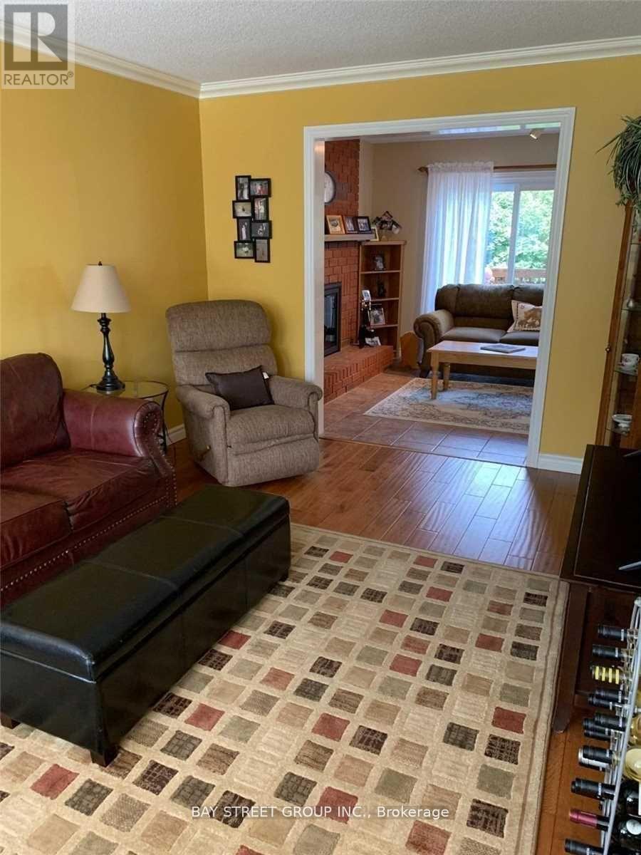 76 Mayfair Drive, Barrie, Ontario  L4N 6Y9 - Photo 7 - S13734708