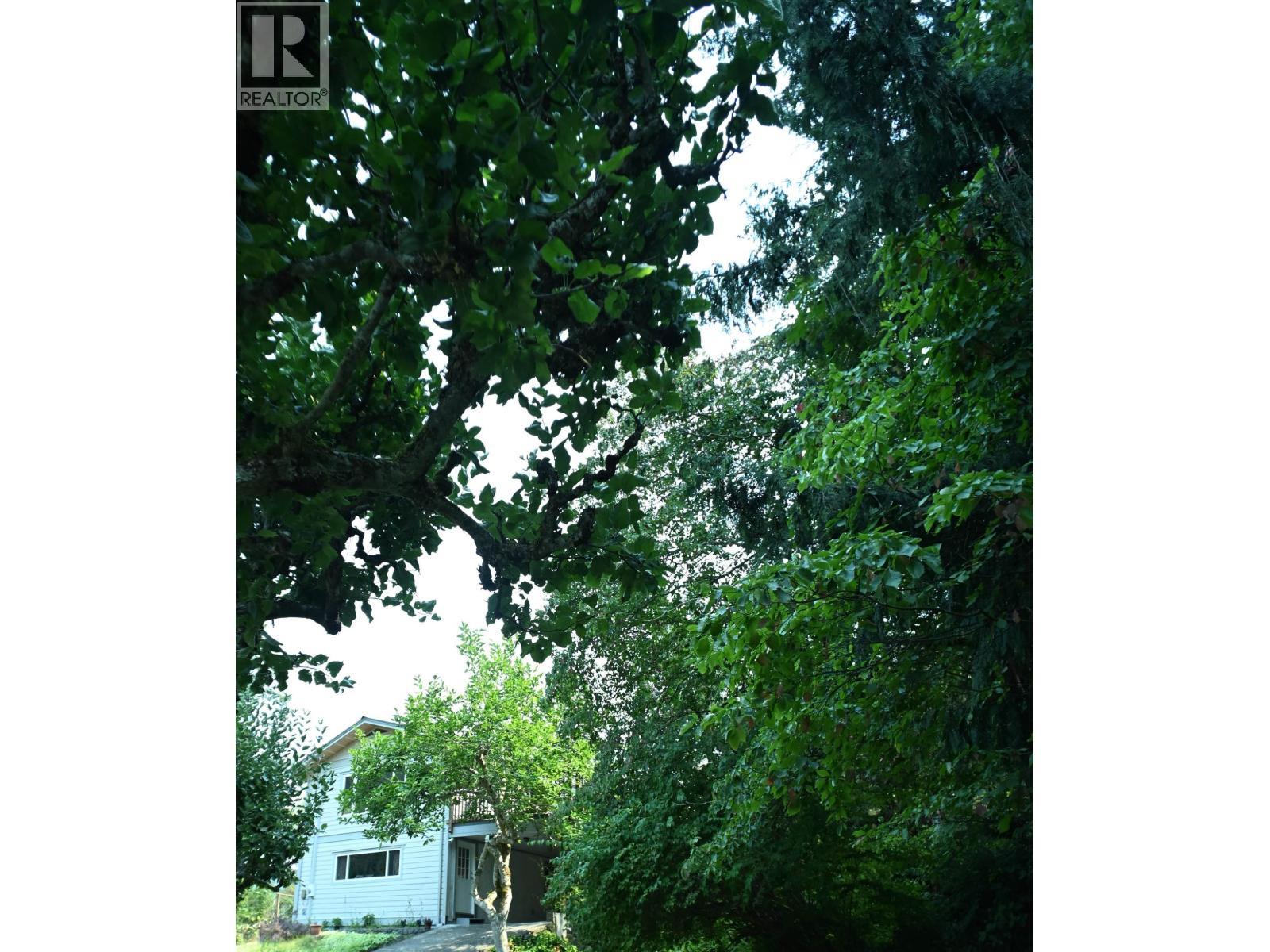 13096 NARROWS ROAD, madeira park, British Columbia