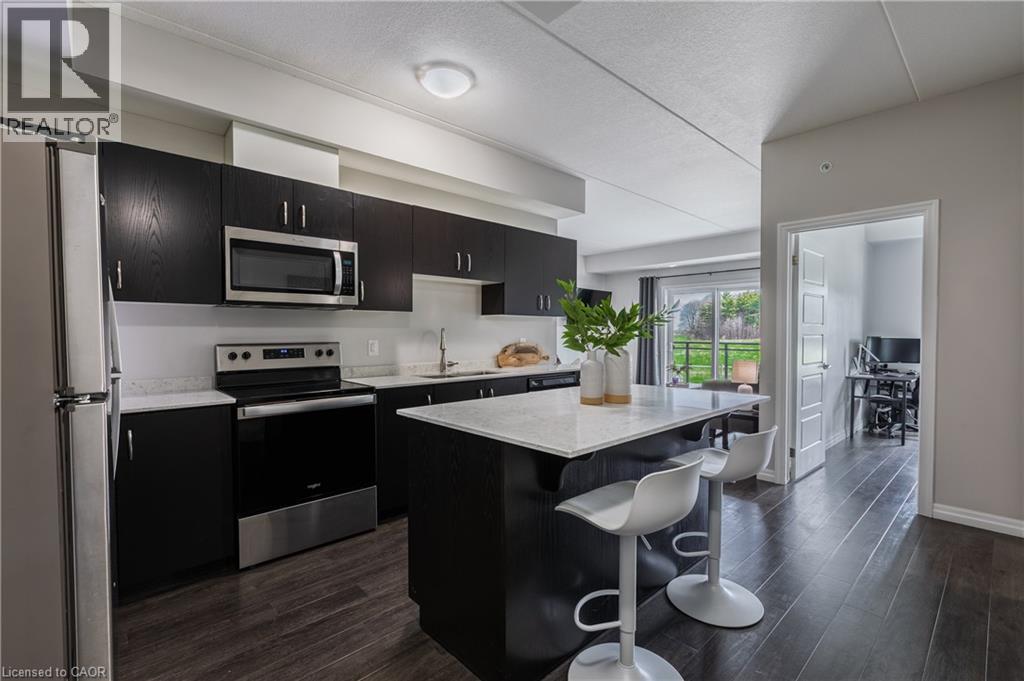 35 KINGSBURY Square Unit# 202, Guelph, Ontario