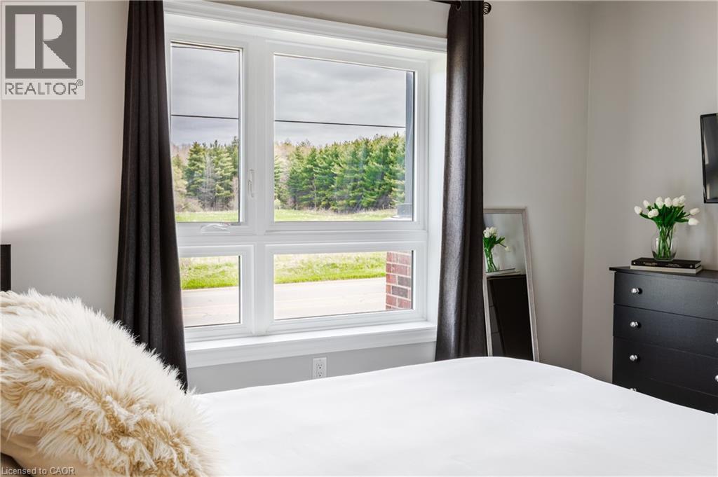 35 Kingsbury Square Unit# 202, Guelph, Ontario  N1L 0J4 - Photo 14 - 40859682