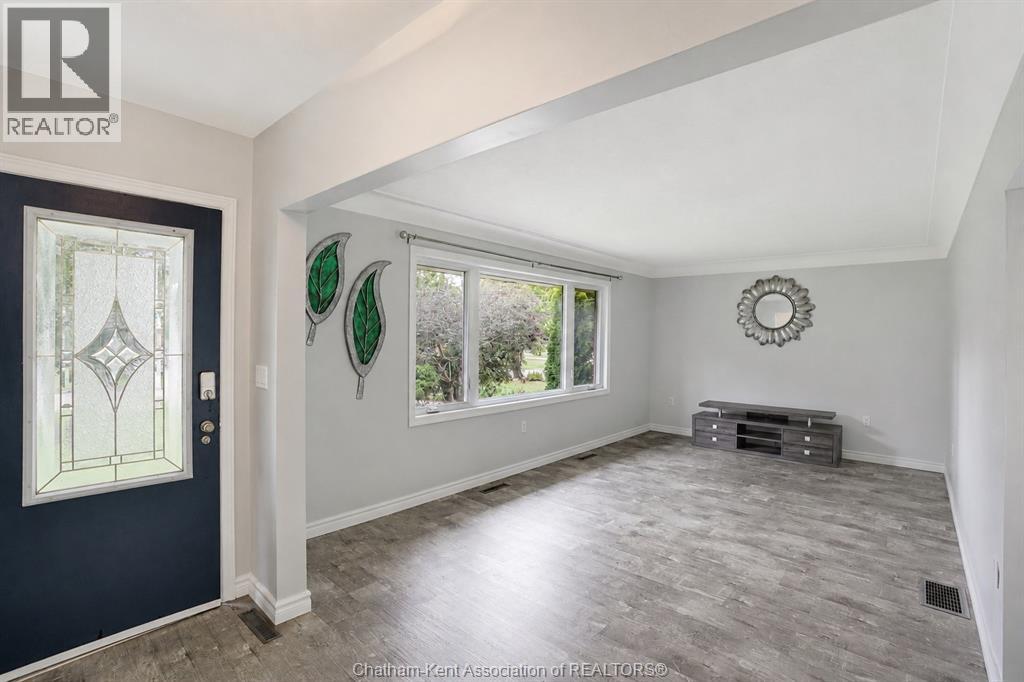 9 Owen Avenue, Chatham, Ontario  N7L 3W8 - Photo 7 - 26017651