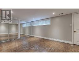26 GLAMIS AVENUE, Toronto, Ontario