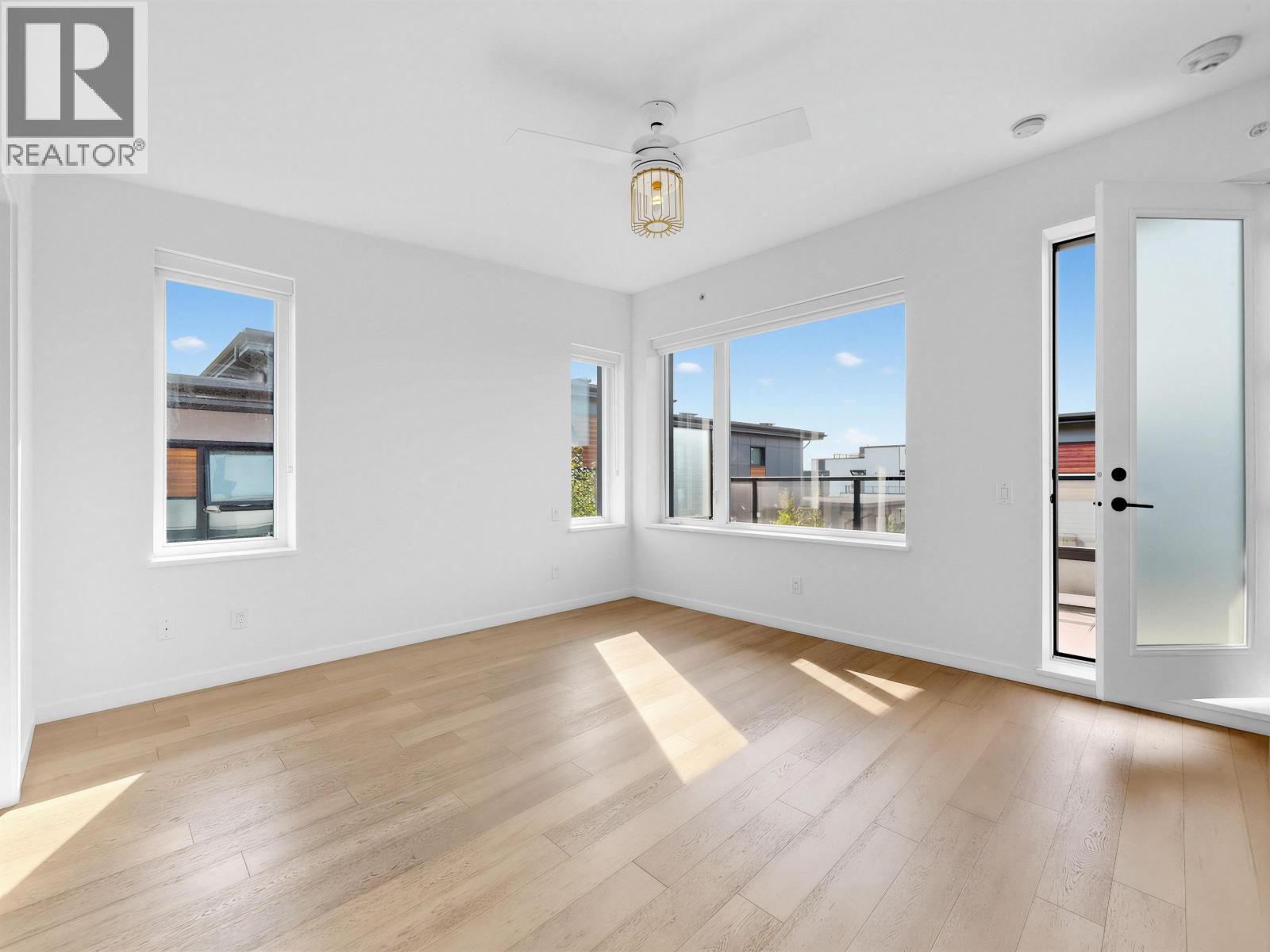 42 528 E 2nd Street, North Vancouver, British Columbia  V7L 0G8 - Photo 11 - R3160405