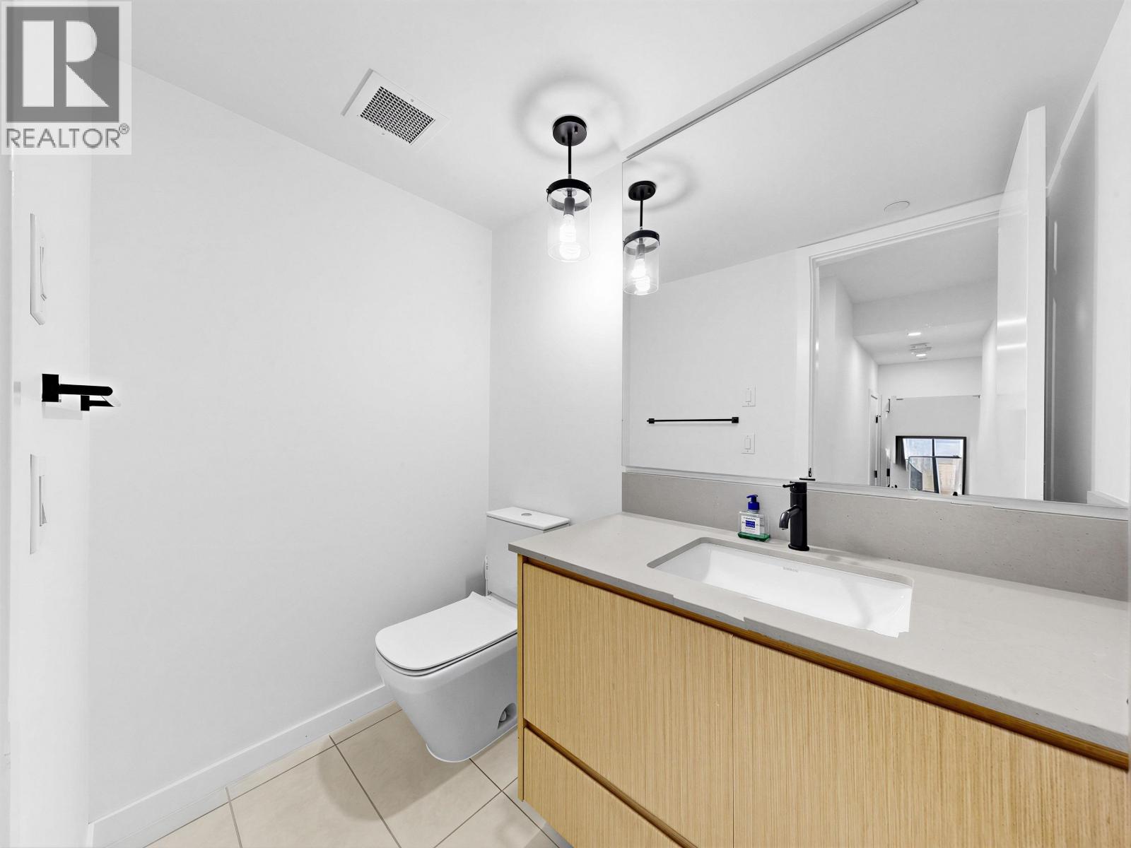 42 528 E 2nd Street, North Vancouver, British Columbia  V7L 0G8 - Photo 6 - R3160405