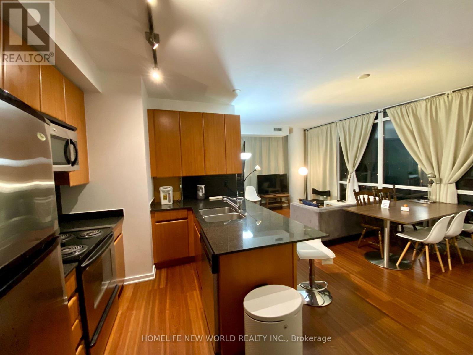 1808 - 30 Canterbury Place, Toronto, Ontario  M2N 0B9 - Photo 16 - C13725710