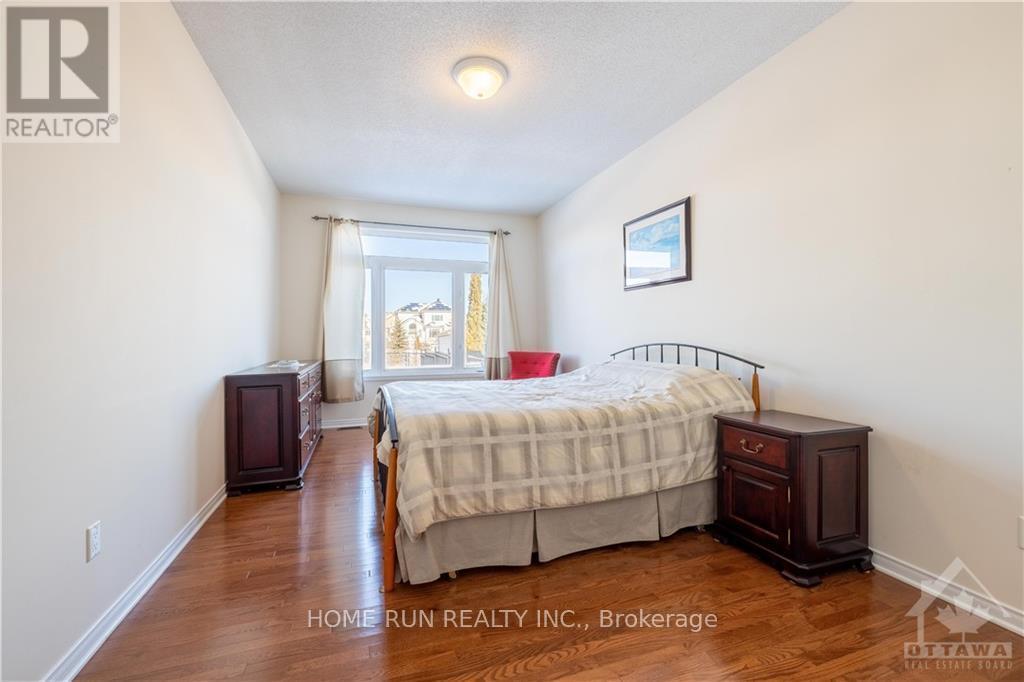 902 Burwash Landing Bay, Ottawa, Ontario  K2W 0C8 - Photo 13 - X13733090