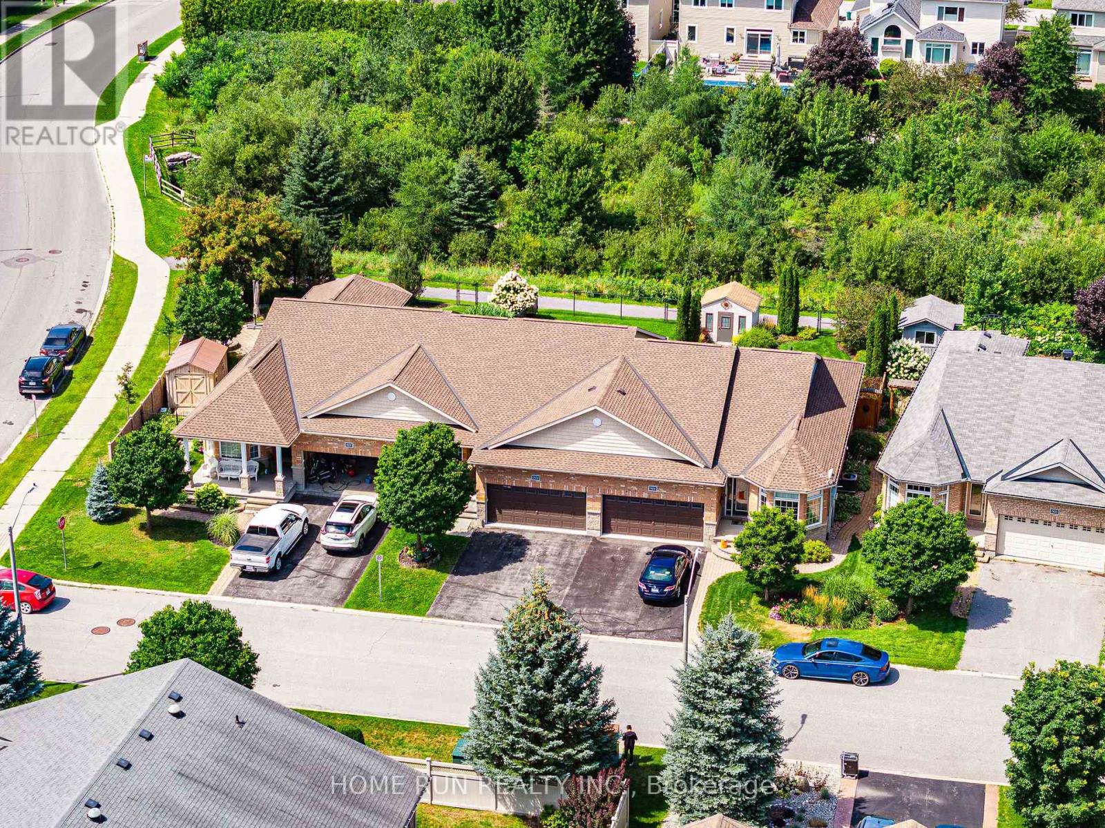 902 Burwash Landing Bay, Ottawa, Ontario  K2W 0C8 - Photo 2 - X13733090