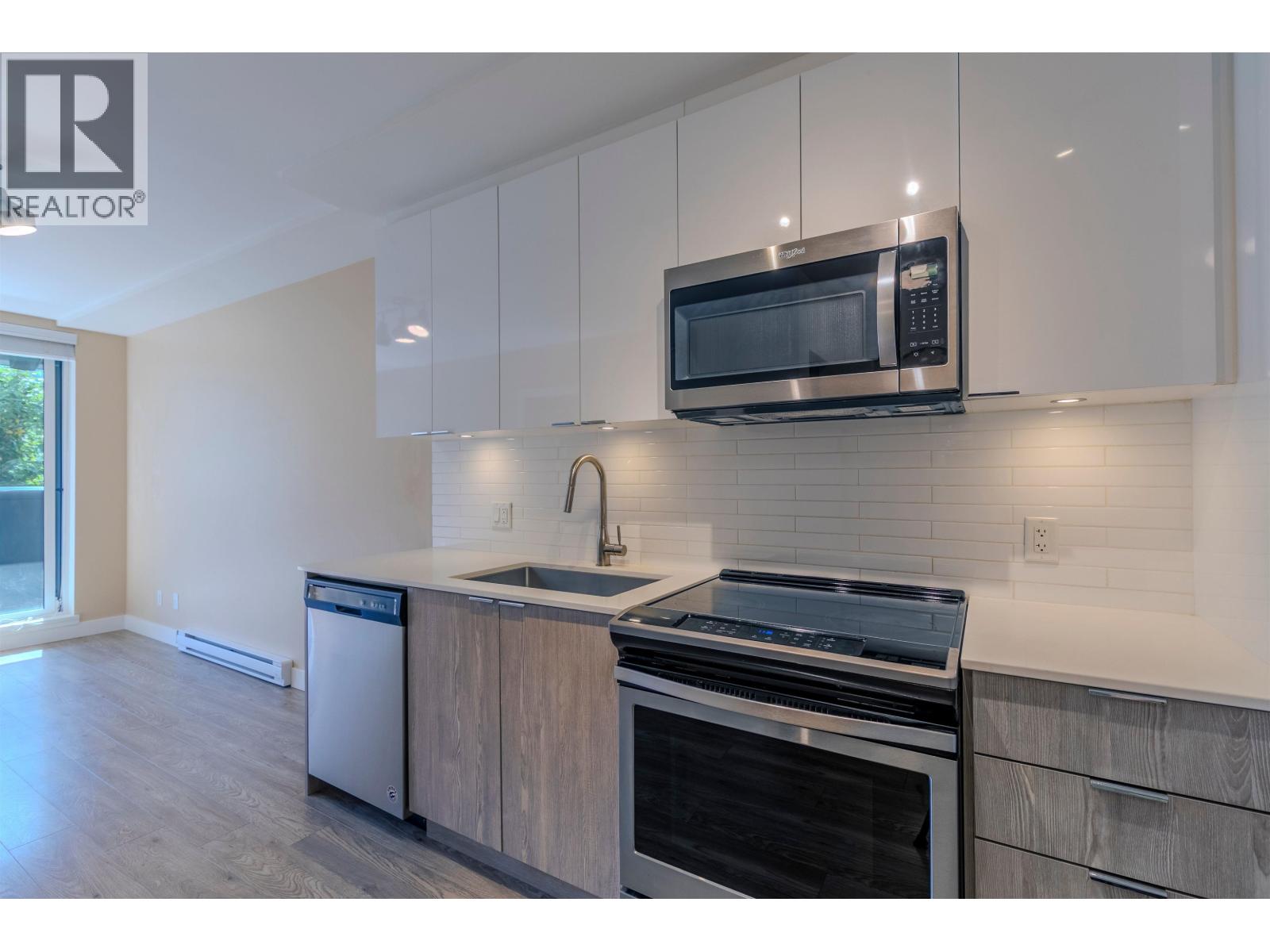 203 37881 Cleveland Avenue, Squamish, British Columbia  V8B 0Z7 - Photo 6 - R3160323