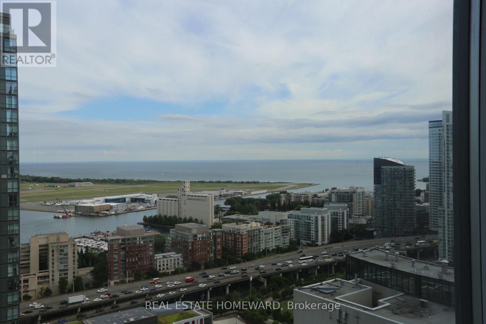 3506 - 25 Telegram Mews, Toronto, Ontario  M5V 3Z1 - Photo 9 - C13734742