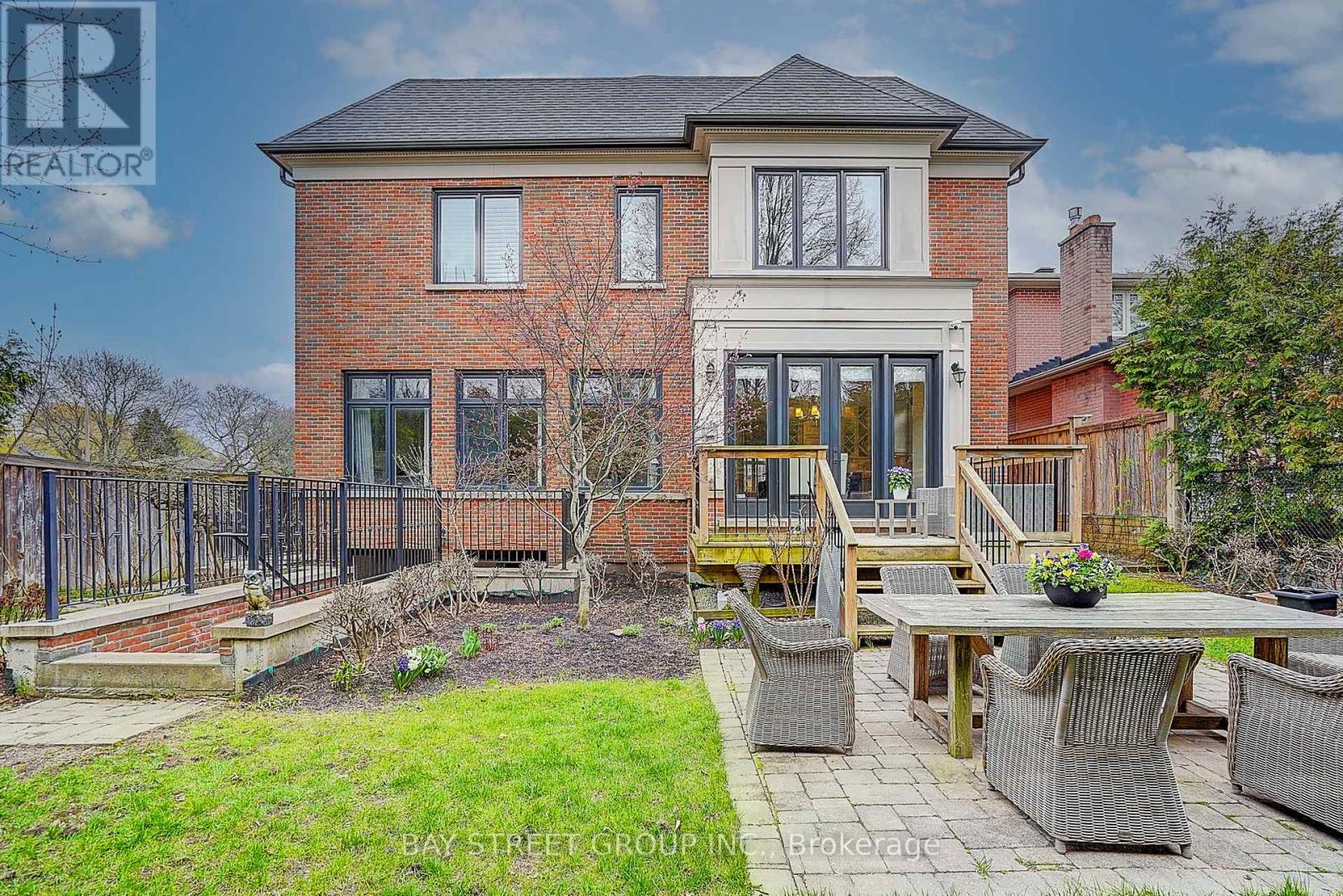 28 Carnwath Crescent, Toronto, Ontario  M2P 1J5 - Photo 9 - C13734748