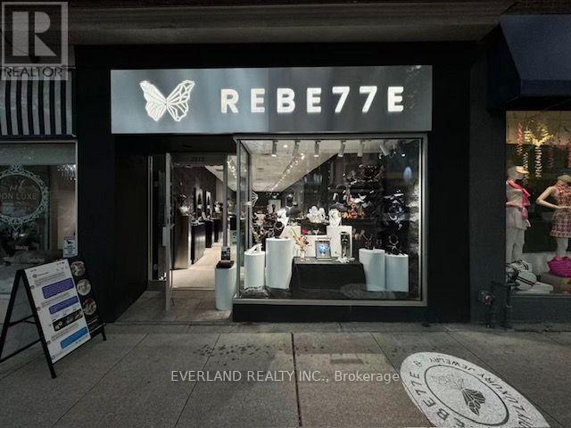 2515 YONGE STREET, Toronto, Ontario