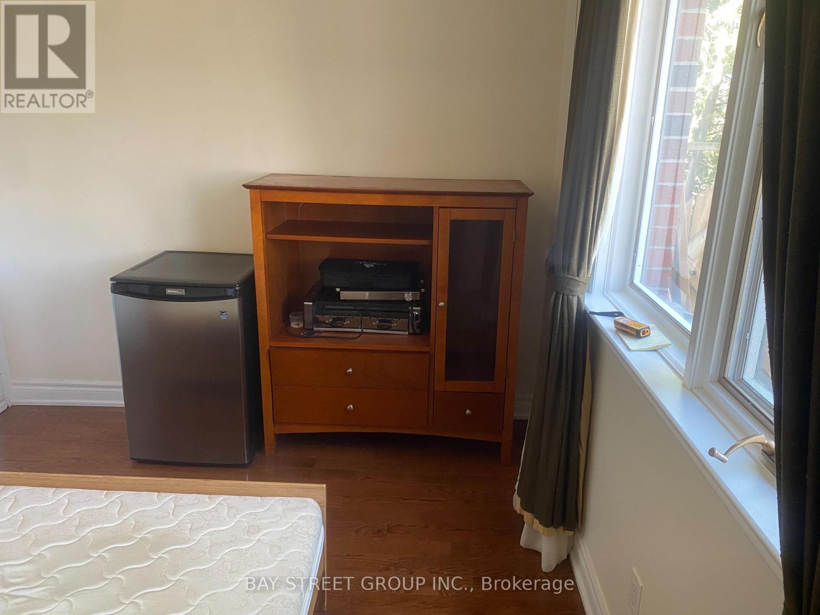 2 - 19 Dunsfold Drive, Toronto, Ontario  M1B 1T5 - Photo 3 - E13734760