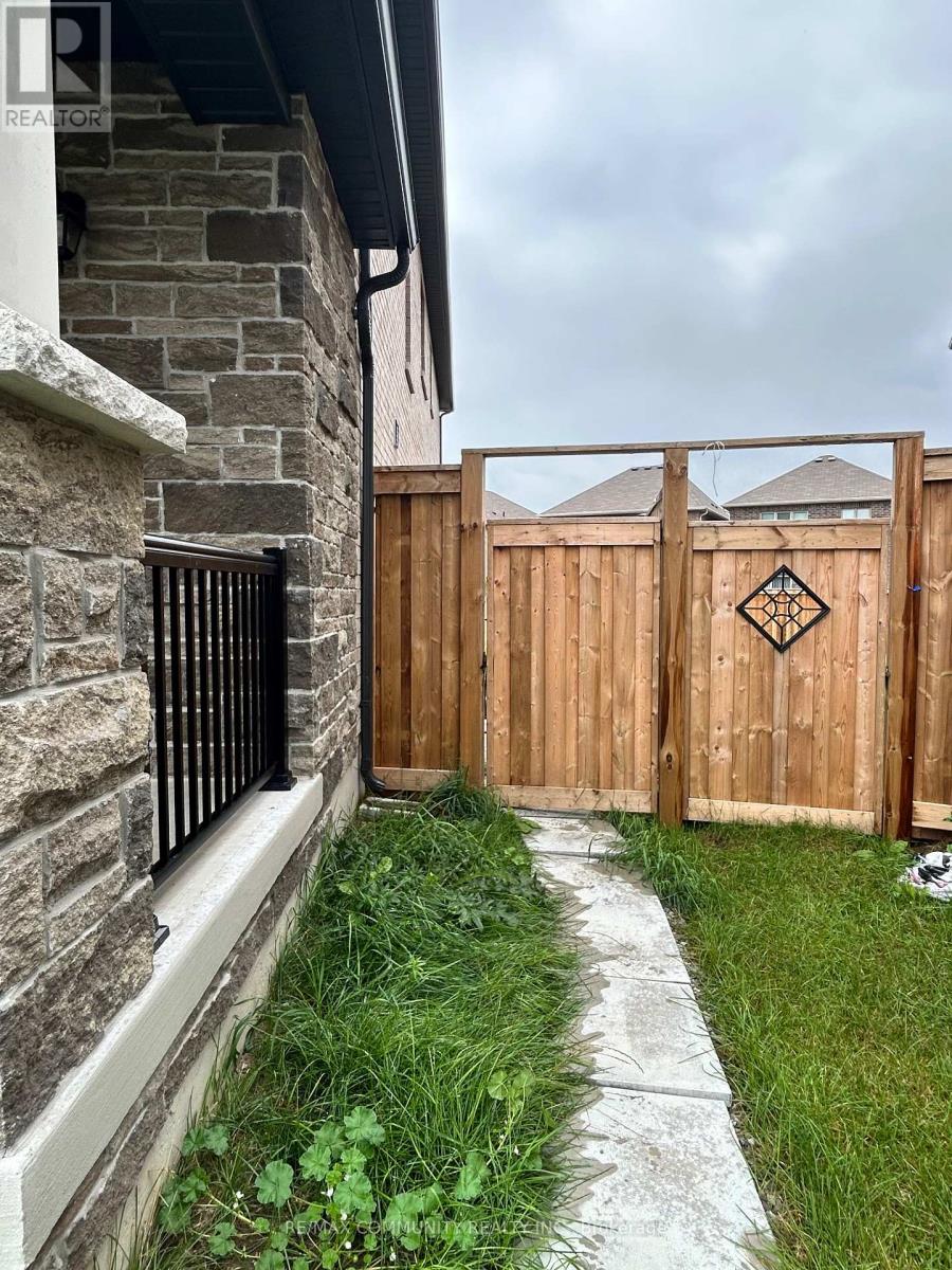 Basement - 30 Red Blossom Court, Whitchurch-Stouffville, Ontario  L4A 4V1 - Photo 2 - N13734732
