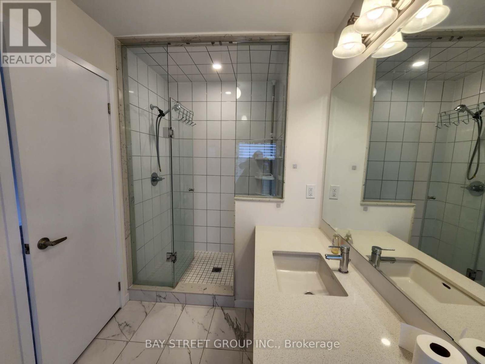 70 Seacoasts Circle, Vaughan, Ontario  L6A 5B6 - Photo 10 - N13734736