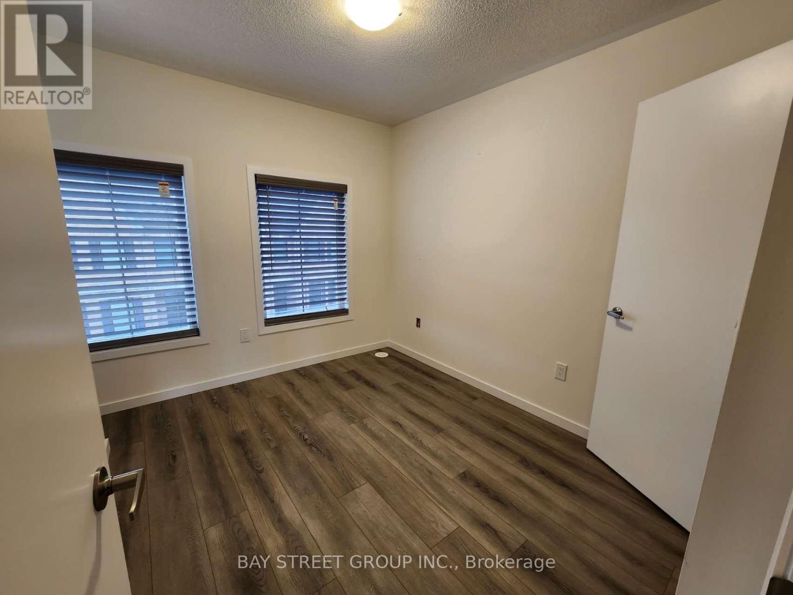 70 Seacoasts Circle, Vaughan, Ontario  L6A 5B6 - Photo 13 - N13734736