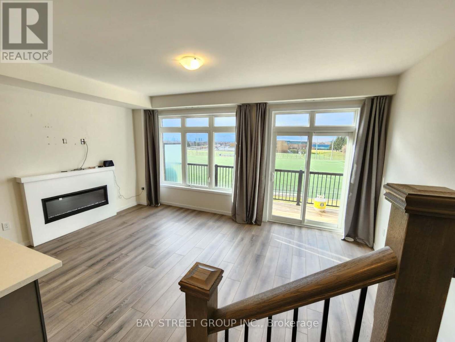 70 Seacoasts Circle, Vaughan, Ontario  L6A 5B6 - Photo 6 - N13734736