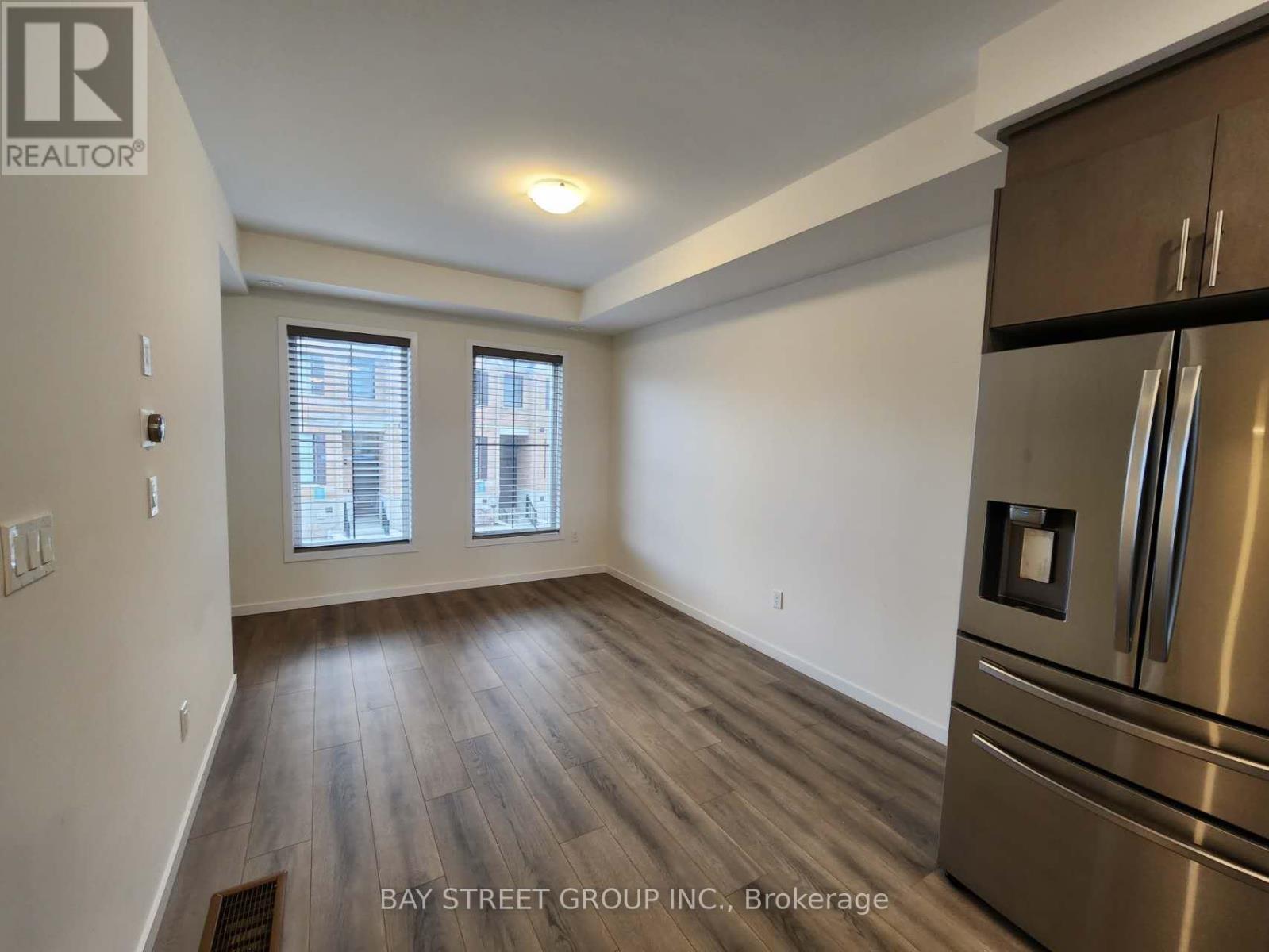 70 Seacoasts Circle, Vaughan, Ontario  L6A 5B6 - Photo 7 - N13734736