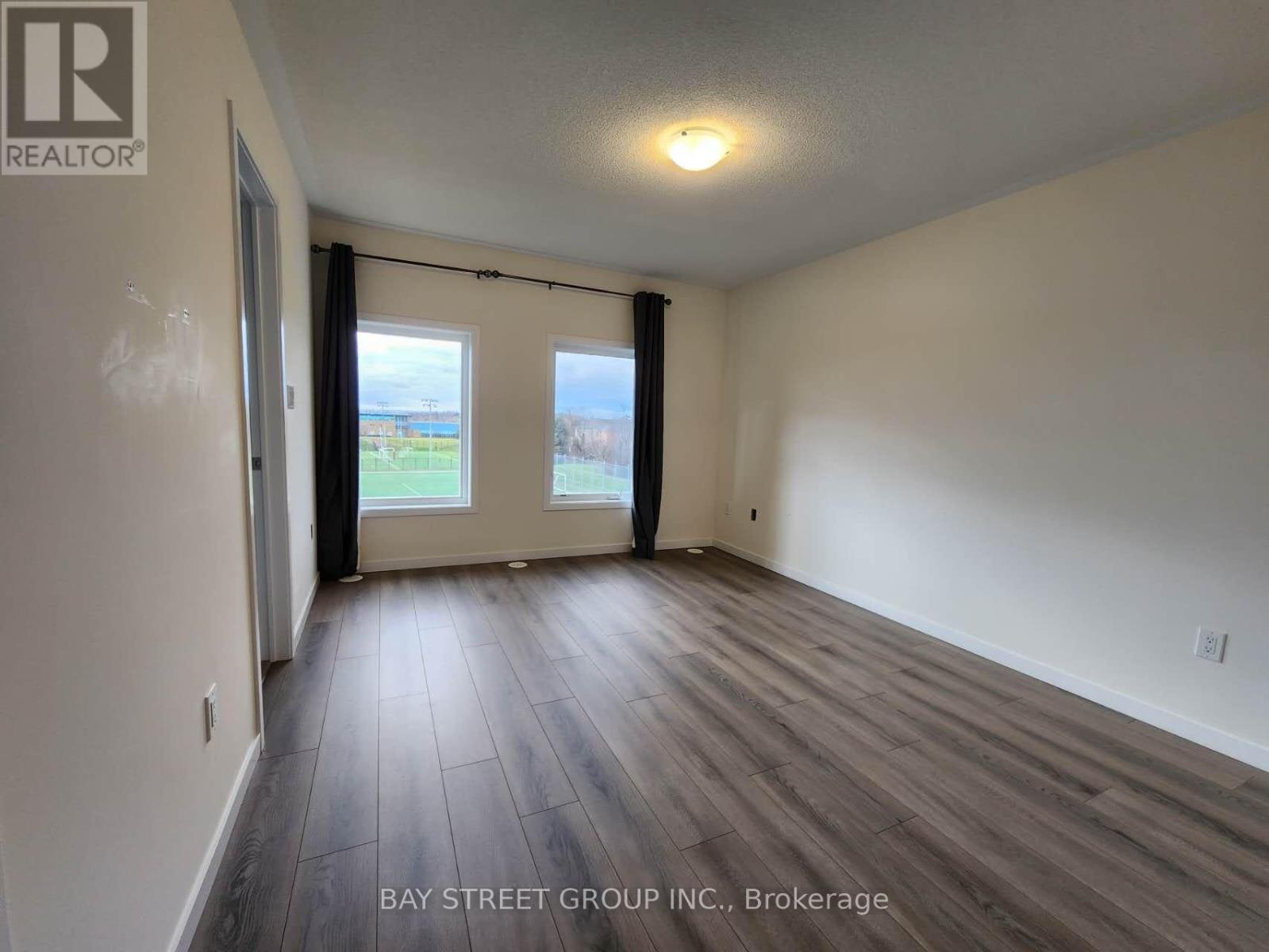70 Seacoasts Circle, Vaughan, Ontario  L6A 5B6 - Photo 9 - N13734736