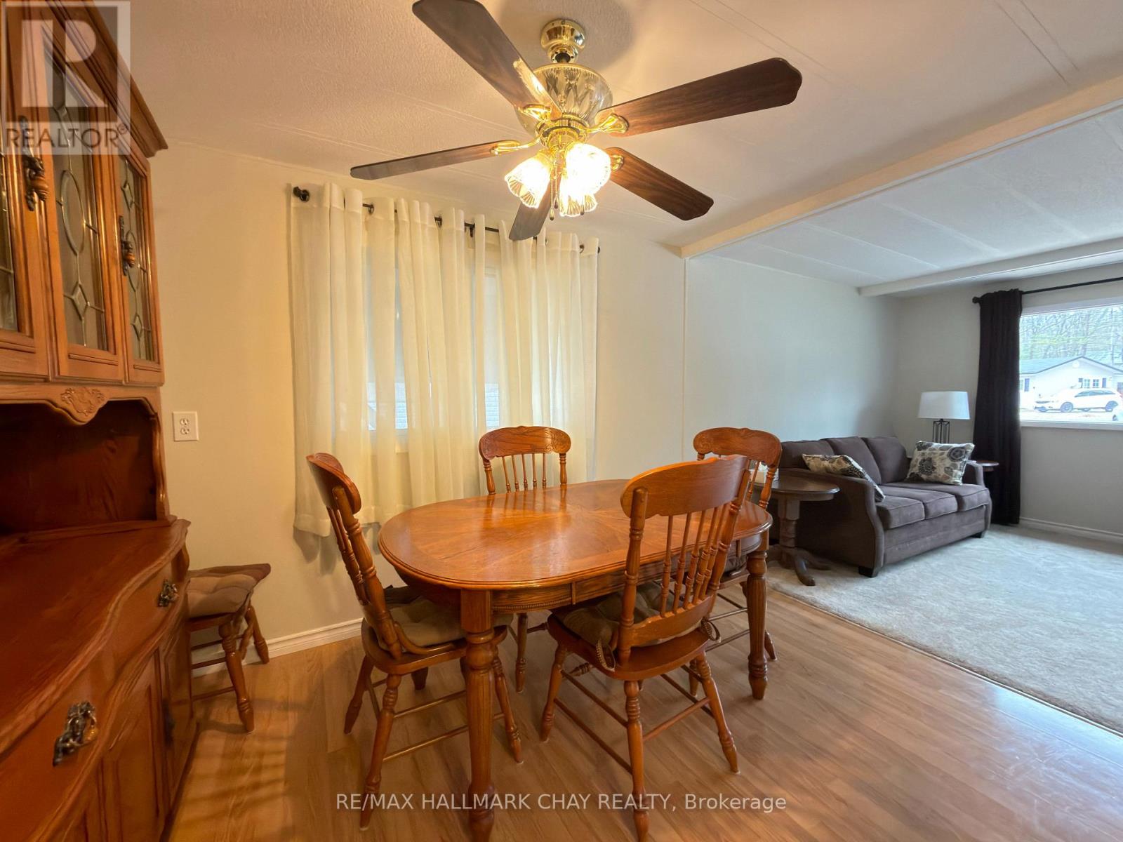 13 Carruthers Street N, Wasaga Beach, Ontario  L9Z 1K2 - Photo 12 - S13734728